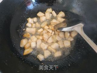 胡萝卜肉丁焖饭的做法步骤:5