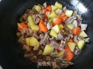 咖喱牛腩的做法步骤:14