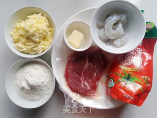 牛肉虾仁披萨的做法步骤：1