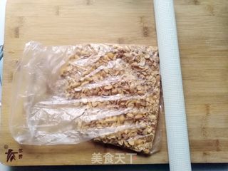花生核桃糖的做法步骤:5