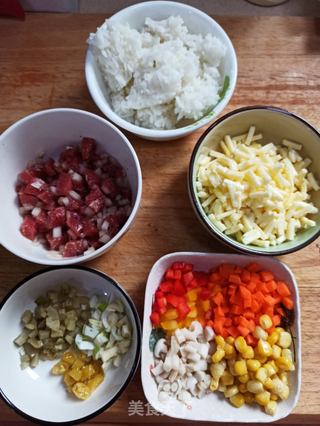 牛肉焗饭的做法步骤:2
