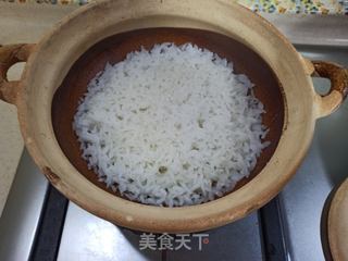 腊肉煲仔饭的做法步骤:6