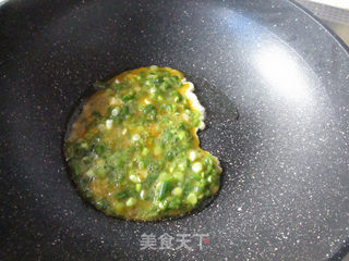 鸡蛋奶酪三明治的做法步骤:4