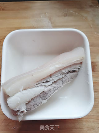 蒜泥白肉的做法步骤:4