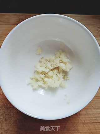 蒜泥白肉的做法步骤:7