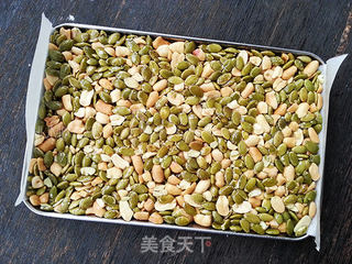 瓜子花生糖的做法步骤:6