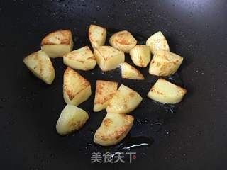 香菇鸡丁焖饭的做法步骤:8