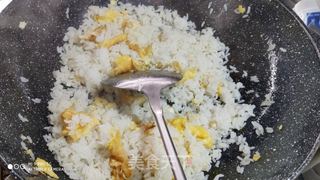 番茄鸡蛋炒饭的做法步骤:10