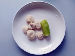 什锦三文鱼的做法步骤:2