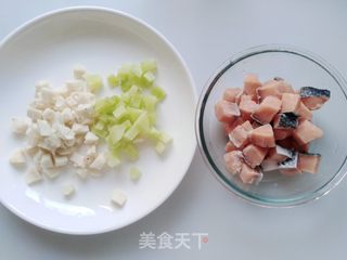 什锦三文鱼的做法步骤:3