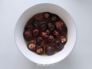 响油素鳝丝的做法步骤:2