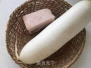 红烧萝卜的做法步骤：1