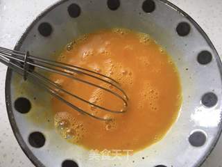 滑蛋虾仁的做法步骤：3