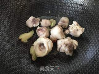 香菇鸡块的做法步骤:6