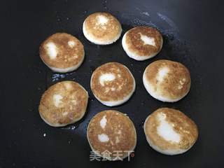 山药糯米饼的做法步骤:9