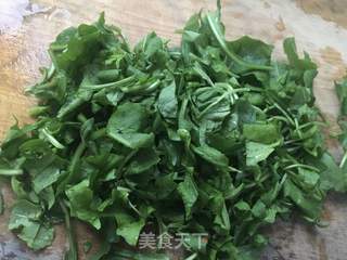 荠菜牛肉丸菌菇汤的做法步骤:3