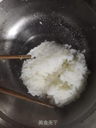 米锅巴的做法步骤:2