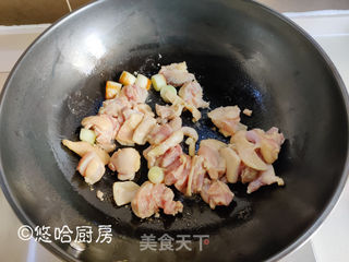 香菇鸡腿焖饭的做法步骤：5