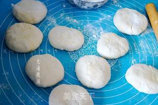 烫面糖油饼的做法步骤:2