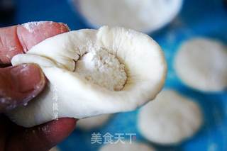 烫面糖油饼的做法步骤:3