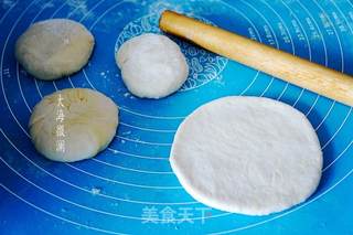 烫面糖油饼的做法步骤:4