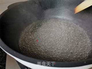 糖霜核桃仁的做法步骤:6