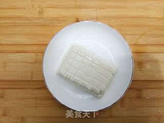 蟹柳蒸豆腐的做法步骤:2
