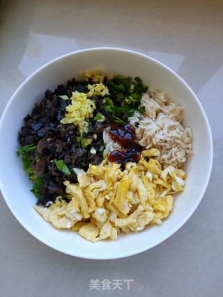 韭菜鸡蛋素馅煎包的做法步骤:6