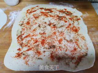 香辣千层饼的做法步骤:6
