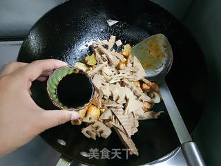 笋干焖鸡块的做法步骤:13