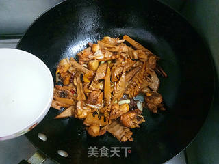 笋干焖鸡块的做法步骤：14
