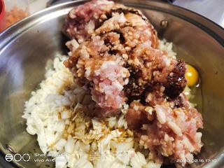 白菜肉末小馄饨的做法步骤:4