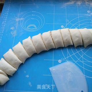 油盐花卷的做法步骤:5