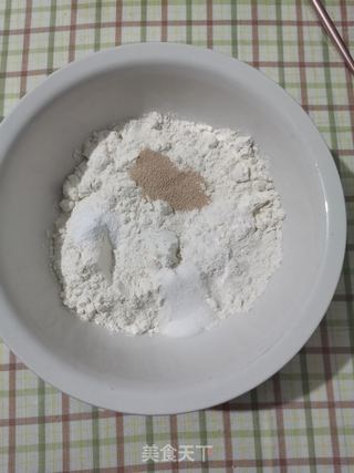 香酥小油条的做法步骤:2