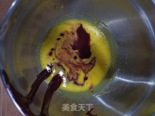 红丝绒蛋糕的做法步骤:11