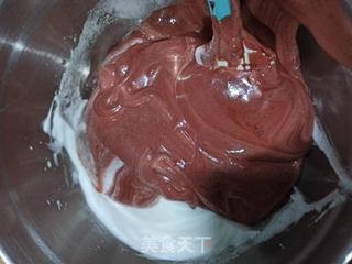 红丝绒蛋糕的做法步骤:15