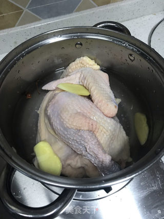 白切鸡的做法步骤：2