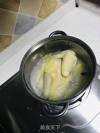 白切鸡的做法步骤：3