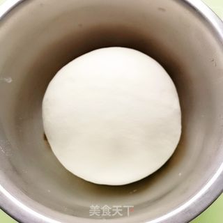 黑芝麻花生馅包子的做法步骤:6