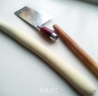 黑芝麻花生馅包子的做法步骤:8