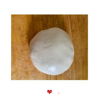 黑椒五香酥脆小麻花的做法步骤：3