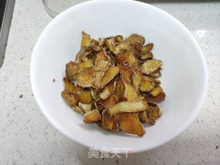 闲情逸致版姜母鸭的做法步骤:4