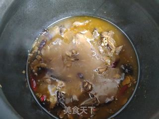 闲情逸致版姜母鸭的做法步骤:7