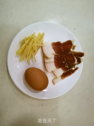 腊味煲仔饭的做法步骤:2