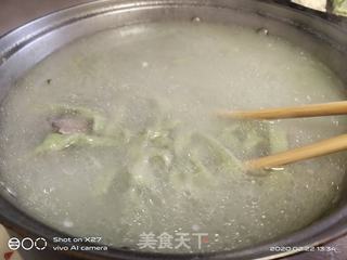 筒骨菠菜面的做法步骤:7