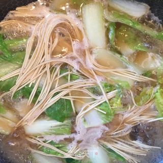 青菜老鸭汤面的做法步骤：4