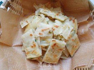 葱花油饼的做法步骤:26