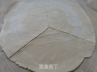 飞饼版肉松蛋黄酥的做法步骤:7