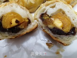 飞饼版肉松蛋黄酥的做法步骤：12