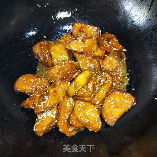 拔丝地瓜的做法步骤:11